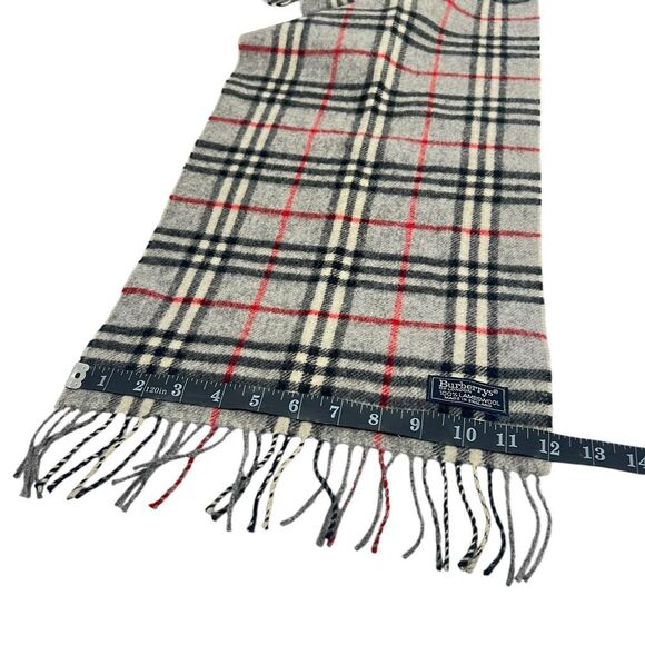 Burberry Plaid 100% Lambswool Classic Women's Gray Multicolor Fringe Wrap Scarf - Picture 4 of 6